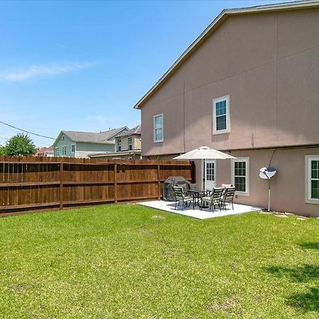 Lucky House - Tranquility In The Middle Of Houston - Tv In Every Room - 300 M2 المظهر الخارجي الصورة