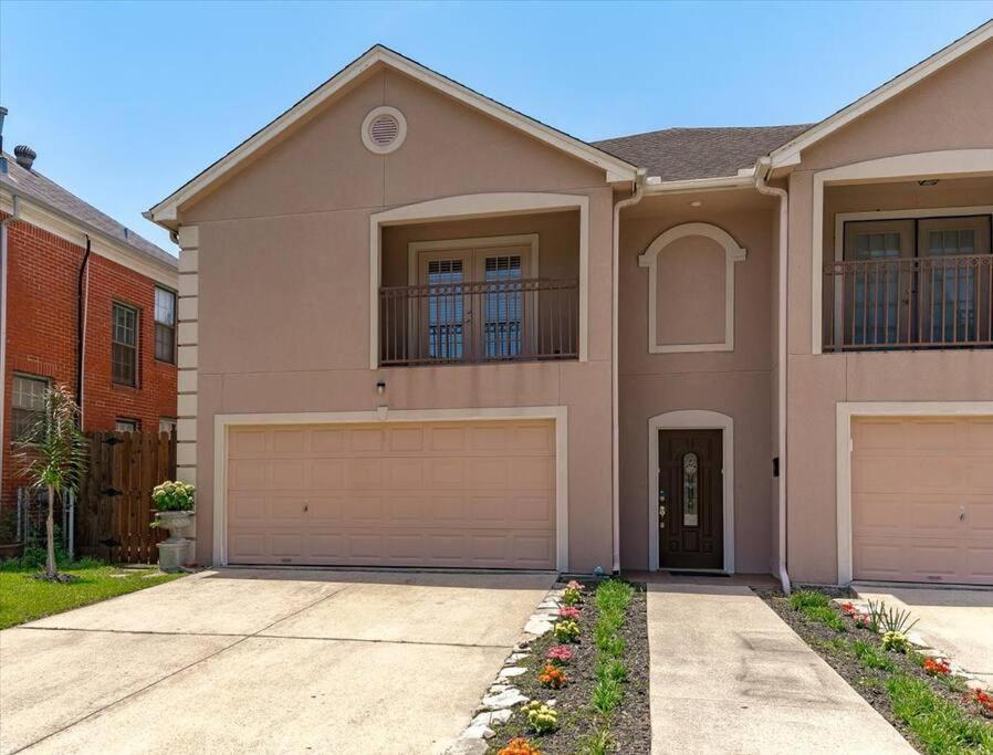 Lucky House - Tranquility In The Middle Of Houston - Tv In Every Room - 300 M2 المظهر الخارجي الصورة