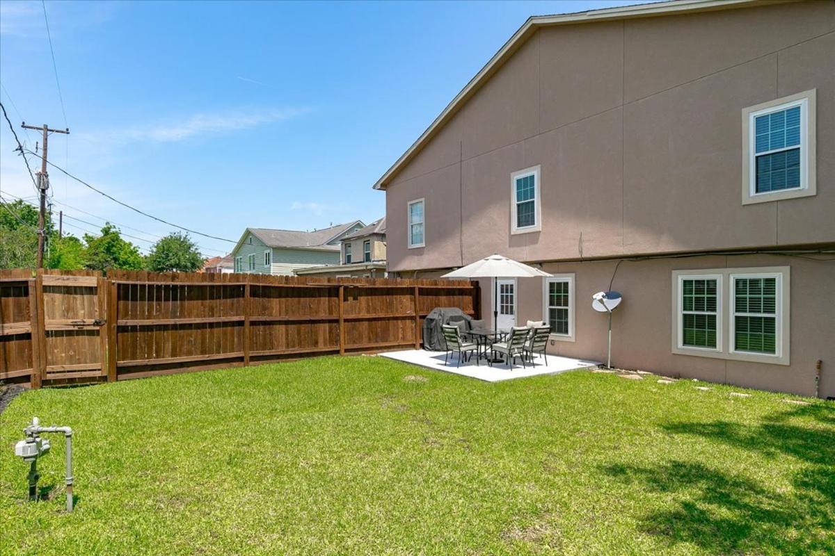 Lucky House - Tranquility In The Middle Of Houston - Tv In Every Room - 300 M2 المظهر الخارجي الصورة